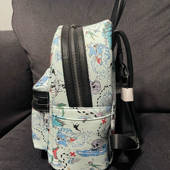 Loungefly Disney Peter Pan map backpack - Picture 6 of 7